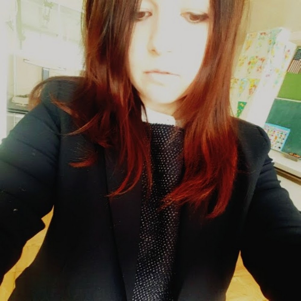 Meet your Posher, Yana